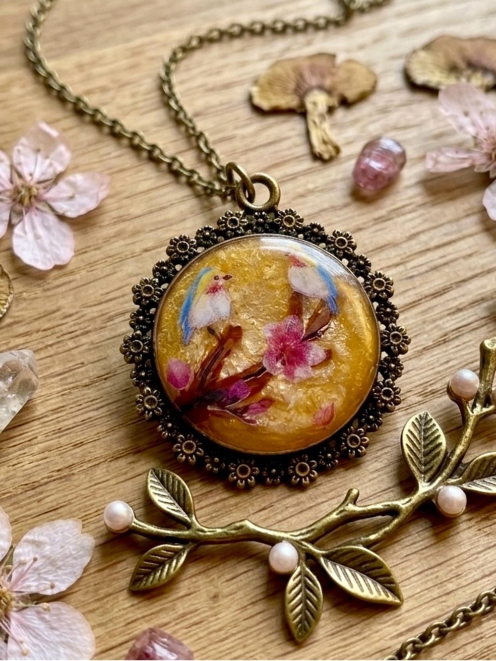 Antique-Gold Floral Bird Resin Pendant Necklace in Gold and Pink